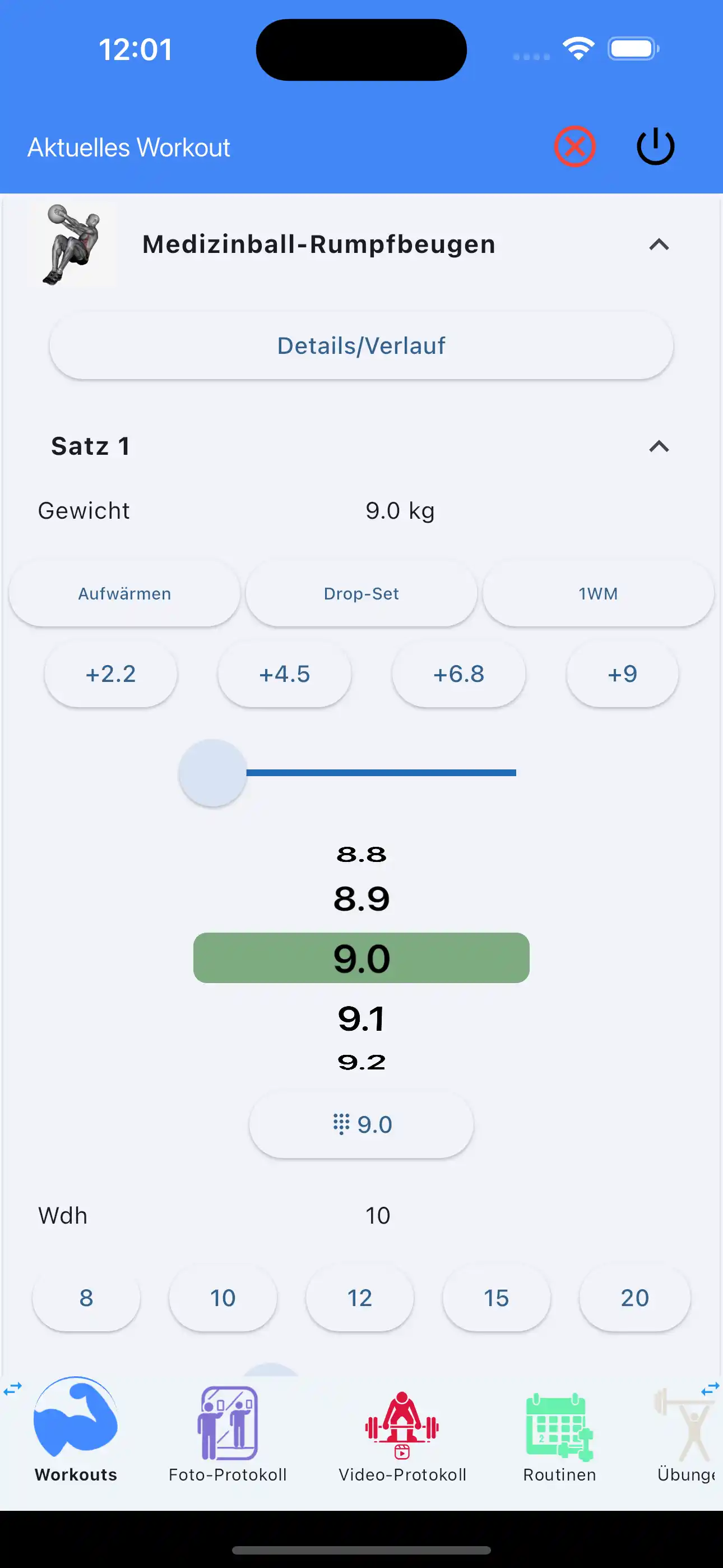 Medizinball-Übung Verfolgung-Handy