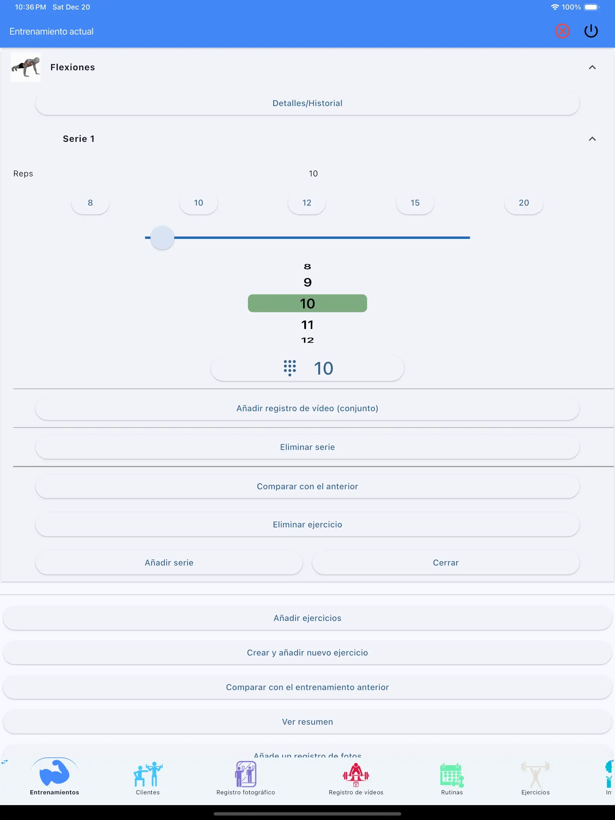 Reps solo calistenia de CrossFit, tablet iPad para seguimiento